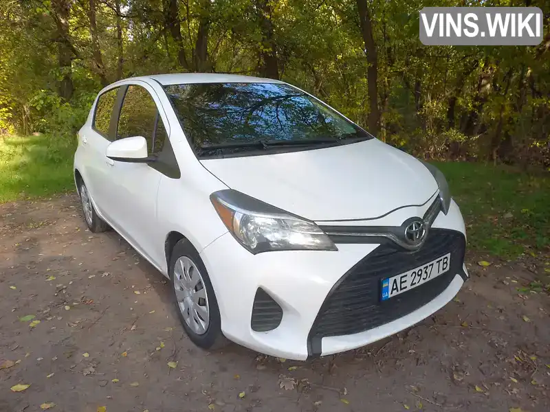 Хетчбек Toyota Yaris 2015 1.5 л. Автомат обл. Запорізька, Запоріжжя - Фото 1/11