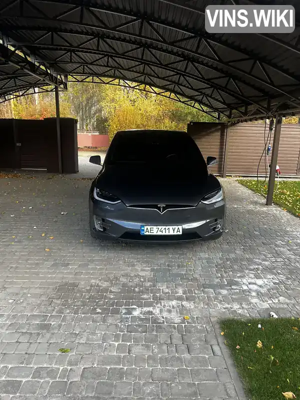 Позашляховик / Кросовер Tesla Model X 2018 null_content л. обл. Дніпропетровська, Кривий Ріг - Фото 1/16