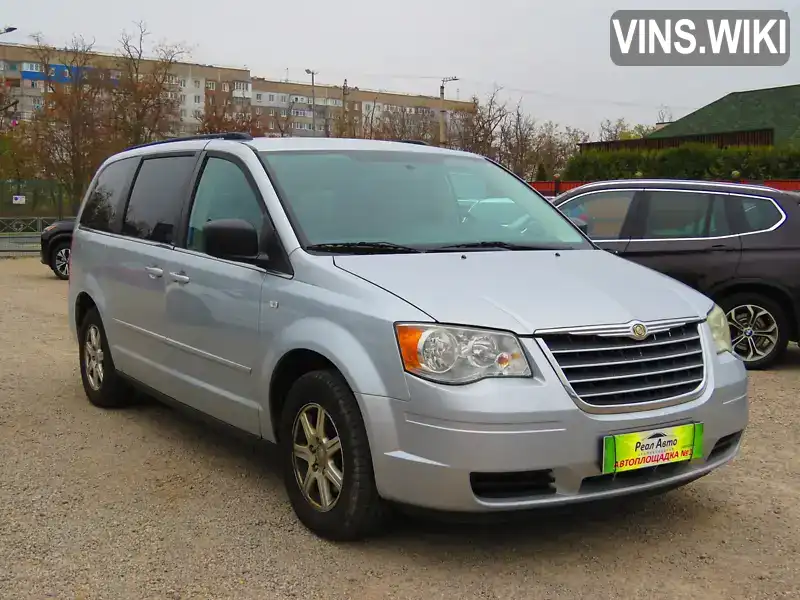 Минивэн Chrysler Grand Voyager 2010 2.78 л. Автомат обл. Кировоградская, Кропивницкий (Кировоград) - Фото 1/21