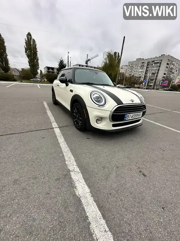 Хэтчбек MINI Hatch 2019 1.5 л. Автомат обл. Полтавская, Кременчуг - Фото 1/17