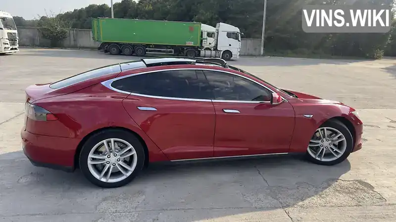 Лифтбек Tesla Model S 2014 null_content л. обл. Винницкая, Винница - Фото 1/21