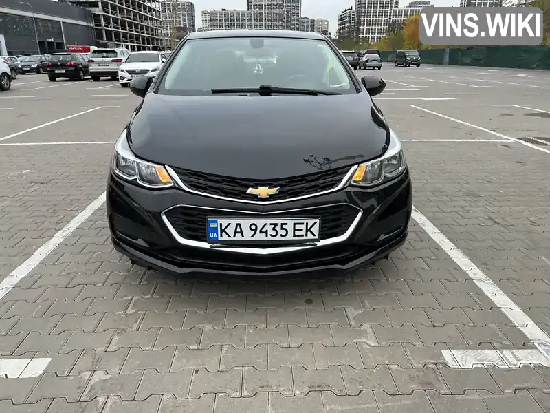 Седан Chevrolet Cruze 2017 1.4 л. Автомат обл. Киевская, Киев - Фото 1/15