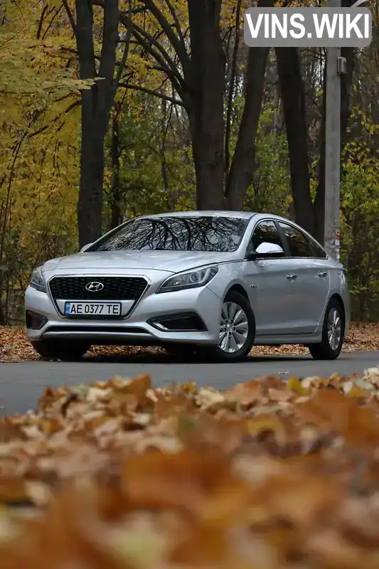 Седан Hyundai Sonata 2015 2 л. Автомат обл. Дніпропетровська, Дніпро (Дніпропетровськ) - Фото 1/21