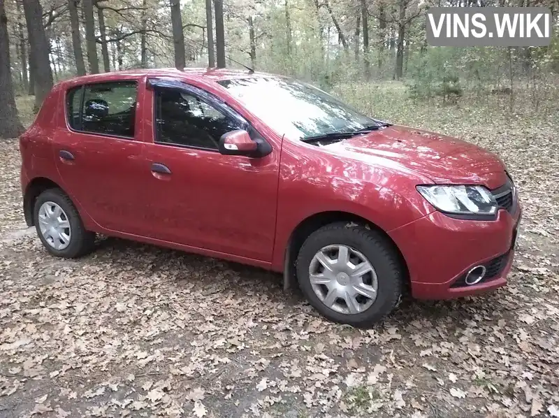 Хетчбек Renault Sandero 2016 1.15 л. Ручна / Механіка обл. Київська, Фастів - Фото 1/14