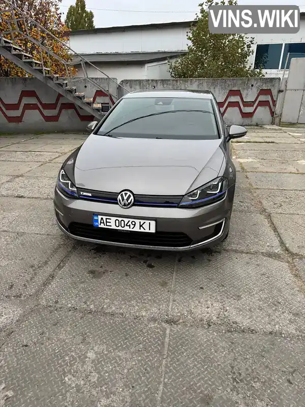 Хетчбек Volkswagen e-Golf 2015 null_content л. обл. Дніпропетровська, Дніпро (Дніпропетровськ) - Фото 1/15