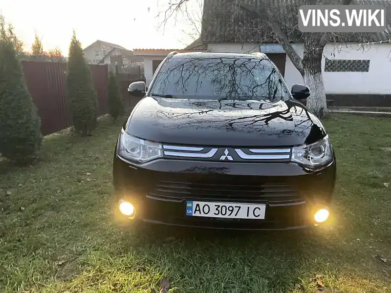 Позашляховик / Кросовер Mitsubishi Outlander 2013 2.27 л. Автомат обл. Закарпатська, Іршава - Фото 1/21