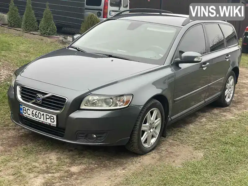 Универсал Volvo V50 2008 2 л. Ручная / Механика обл. Львовская, Сокаль - Фото 1/21