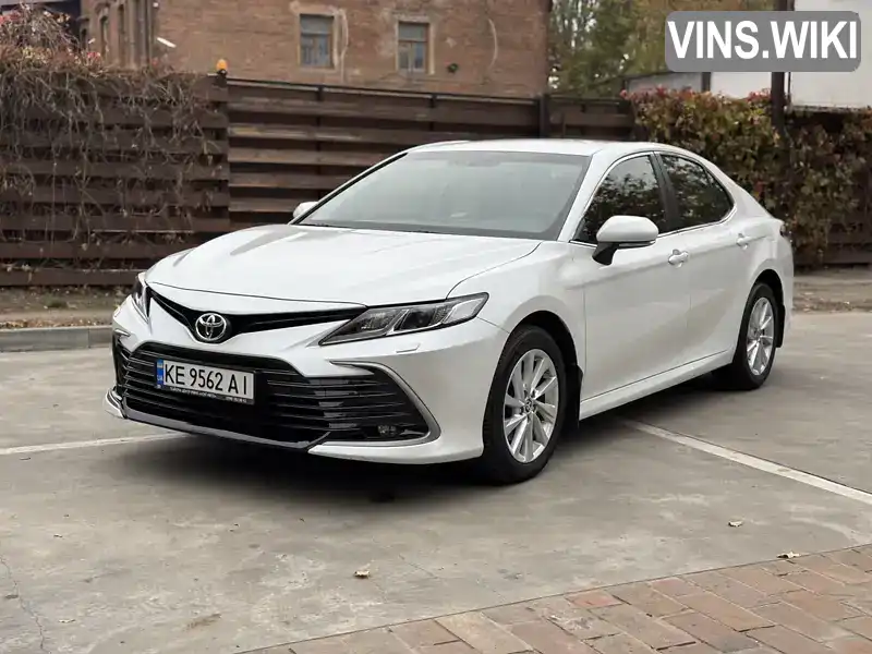 Седан Toyota Camry 2021 2.49 л. Автомат обл. Днепропетровская, Днепр (Днепропетровск) - Фото 1/21