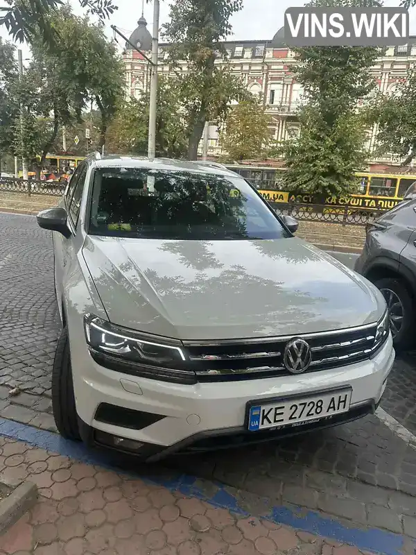 Внедорожник / Кроссовер Volkswagen Tiguan 2020 1.97 л. Автомат обл. Запорожская, Запорожье - Фото 1/10