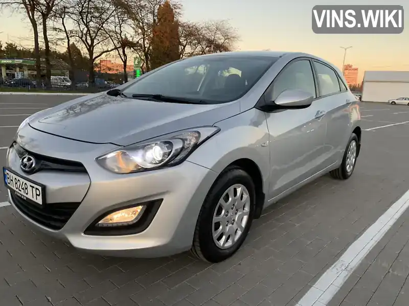 Хетчбек Hyundai i30 2013 1.59 л. Автомат обл. Одеська, Одеса - Фото 1/21