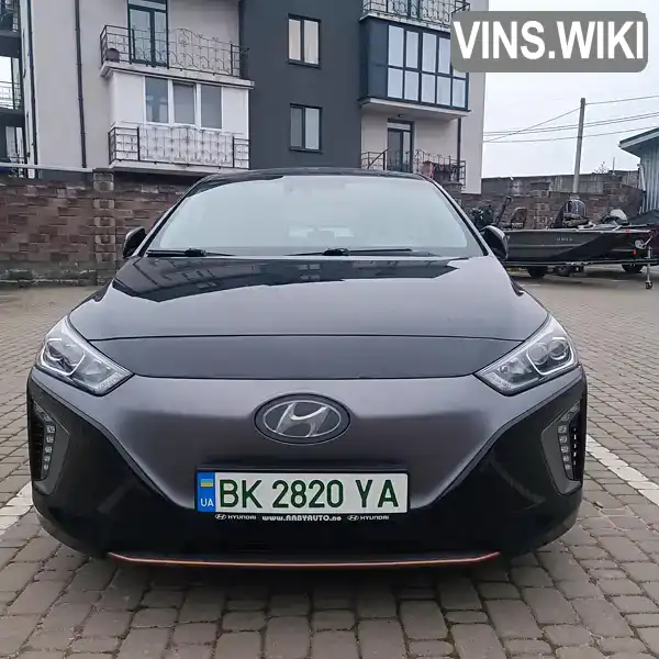 Хэтчбек Hyundai Ioniq 2018 null_content л. Автомат обл. Ровенская, Ровно - Фото 1/19