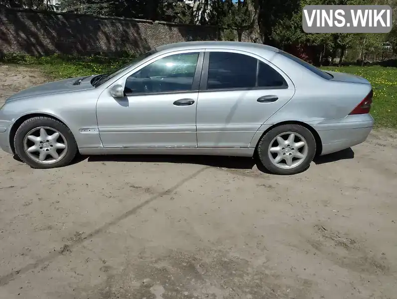 Седан Mercedes-Benz C-Class 2002 2.2 л. Ручна / Механіка обл. Львівська, Львів - Фото 1/5