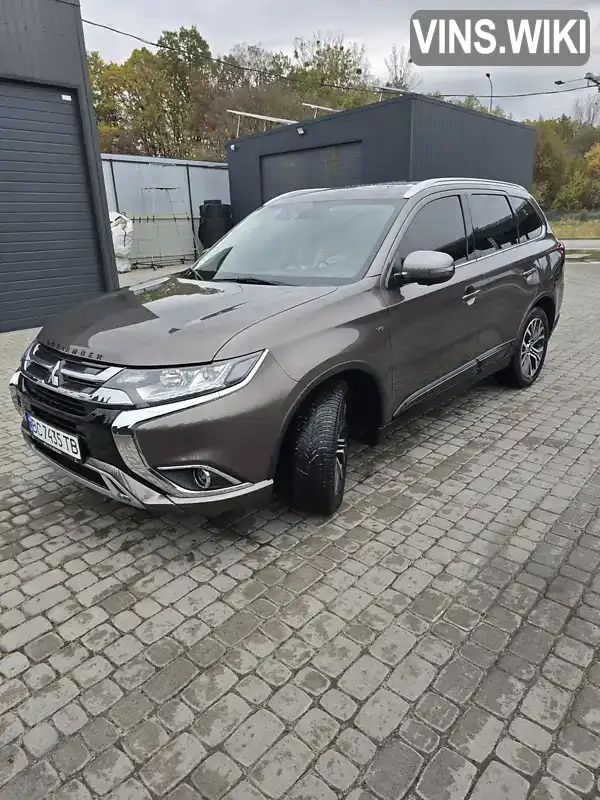 Внедорожник / Кроссовер Mitsubishi Outlander 2018 3 л. Автомат обл. Львовская, Львов - Фото 1/21