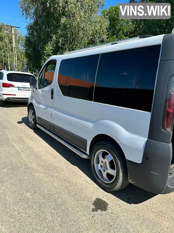 W0LF7ACA66V613756 Opel Vivaro 2005 Мінівен 1.9 л. Фото 6