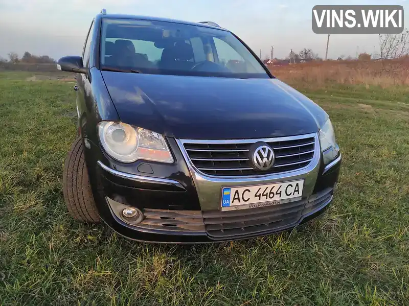 Мінівен Volkswagen Touran 2008 2 л. Ручна / Механіка обл. Волинська, Луцьк - Фото 1/21