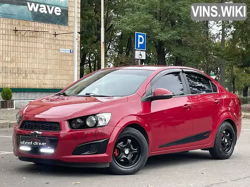 Седан Chevrolet Sonic 2014 1.4 л. Автомат обл. Миколаївська, Миколаїв - Фото 1/20