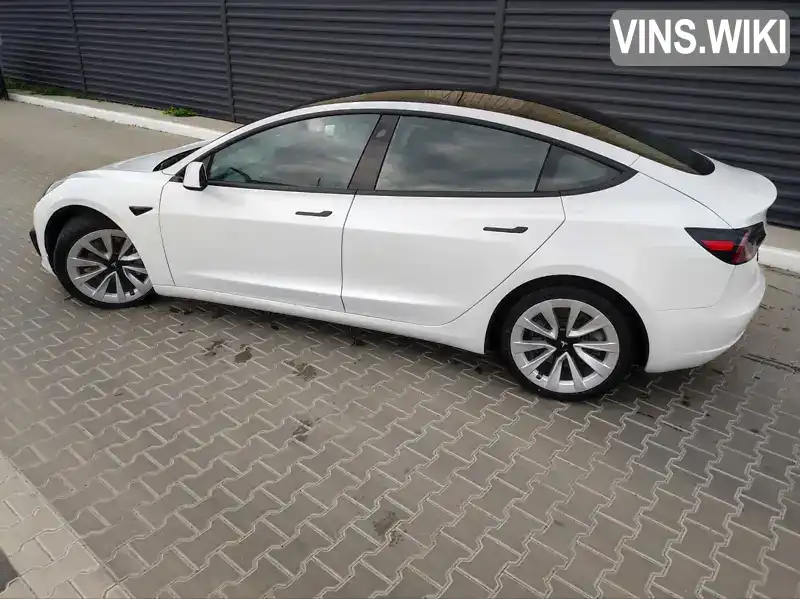 5YJ3E1EB8LF735183 Tesla Model 3 2020 Седан  Фото 4