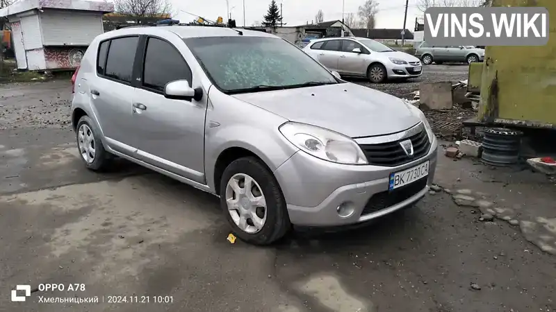 Хэтчбек Dacia Sandero 2011 1.2 л. Ручная / Механика обл. Хмельницкая, Хмельницкий - Фото 1/16