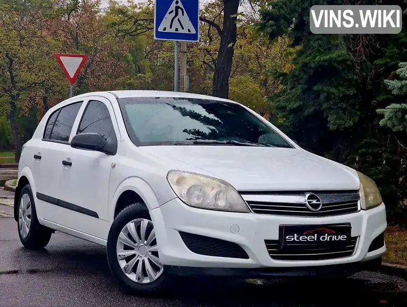 Хетчбек Opel Astra 2008 1.4 л. Ручна / Механіка обл. Миколаївська, Миколаїв - Фото 1/21