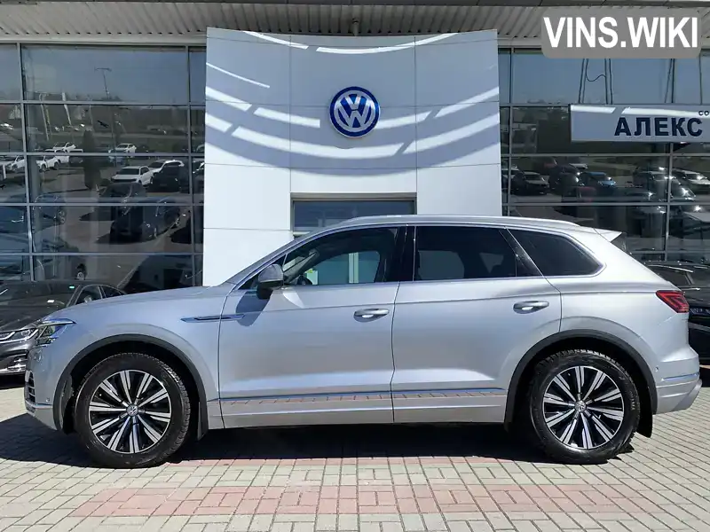 Позашляховик / Кросовер Volkswagen Touareg 2018 2.97 л. обл. Львівська, Львів - Фото 1/21