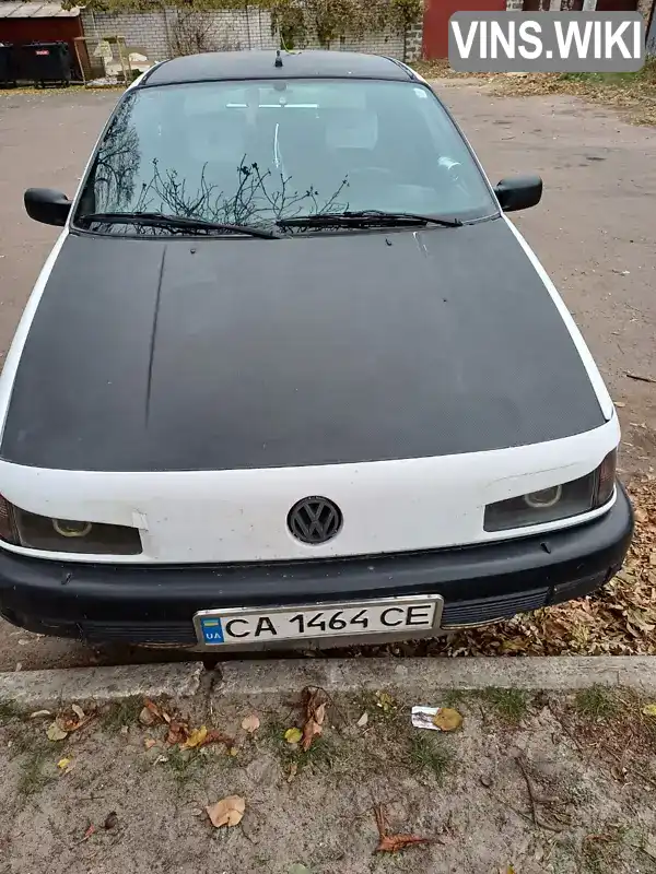 Седан Volkswagen Passat 1992 1.78 л. Ручная / Механика обл. Черкасская, Черкассы - Фото 1/11