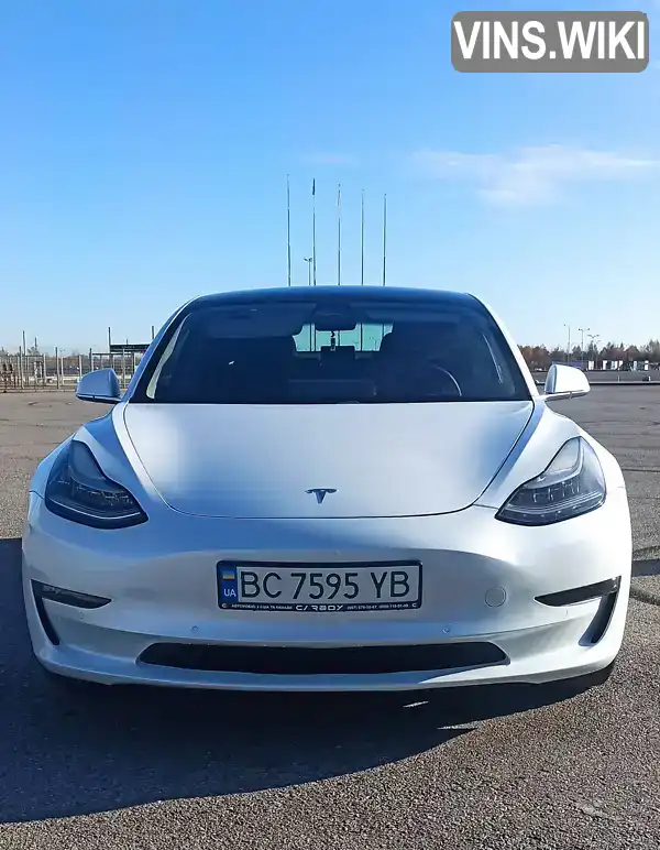 Седан Tesla Model 3 2019 null_content л. Автомат обл. Львівська, Львів - Фото 1/21