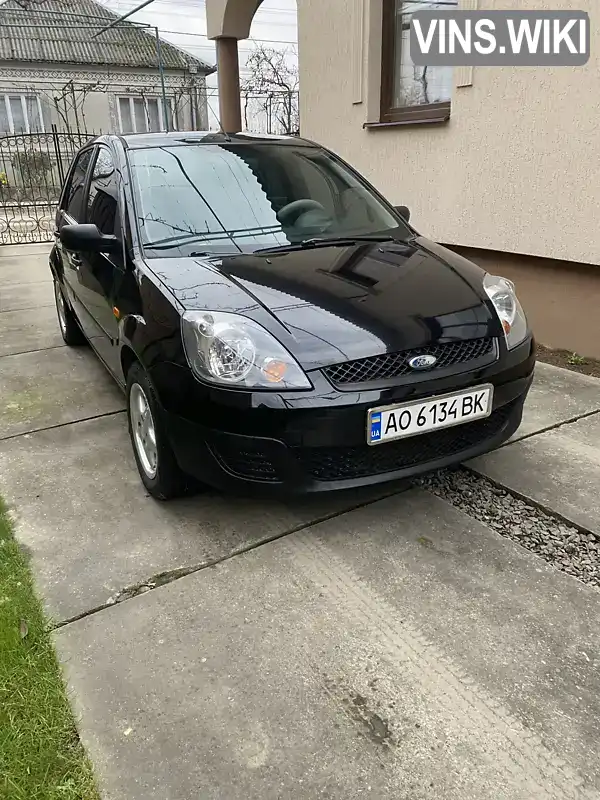 Хетчбек Ford Fiesta 2007 1.4 л. Ручна / Механіка обл. Закарпатська, Виноградів - Фото 1/21