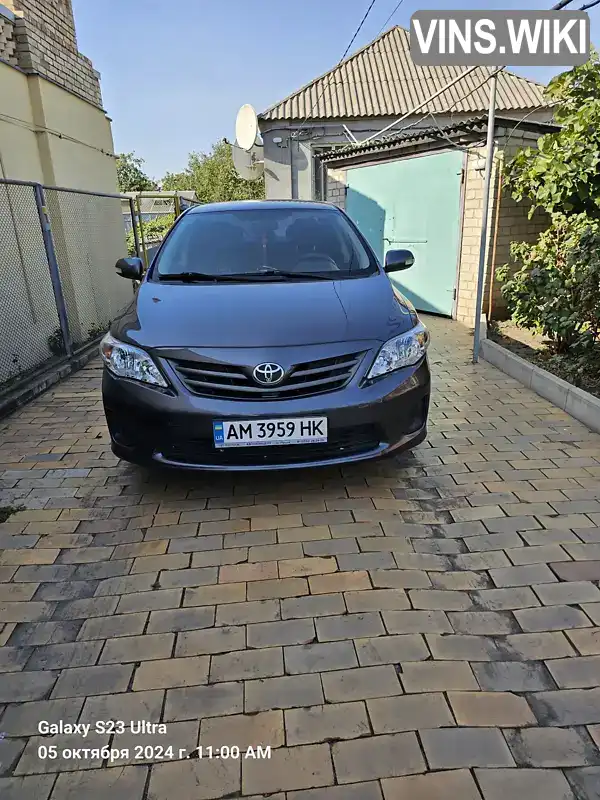 Седан Toyota Corolla 2013 1.3 л. Ручная / Механика обл. Донецкая, Славянск - Фото 1/21