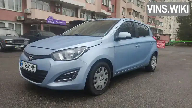 Хетчбек Hyundai i20 2013 1.4 л. Автомат обл. Київська, Київ - Фото 1/20