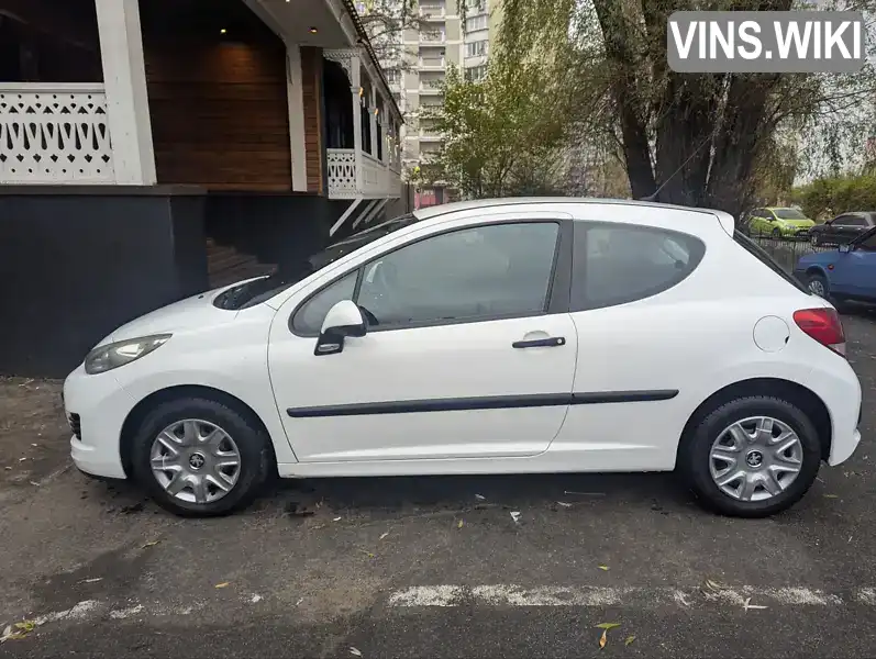 Хэтчбек Peugeot 207 2010 1.36 л. Ручная / Механика обл. Киевская, Киев - Фото 1/21