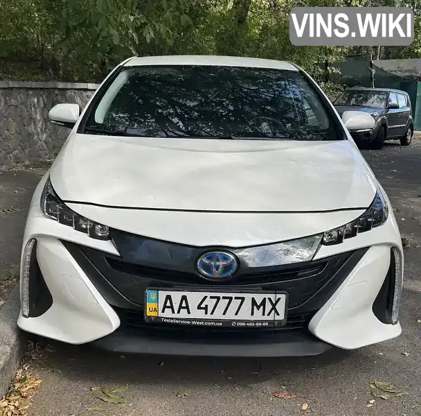 Хетчбек Toyota Prius 2018 1.8 л. Варіатор обл. Київська, Київ - Фото 1/19