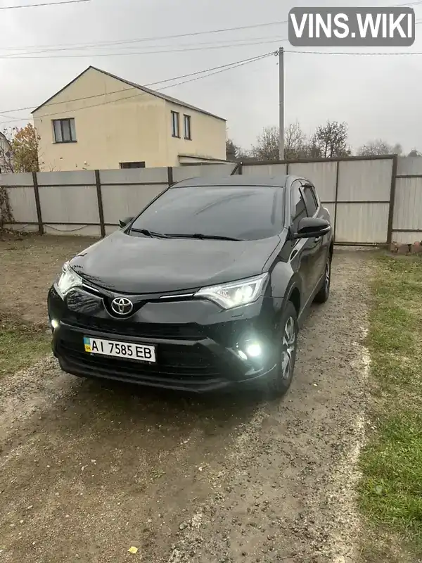 Позашляховик / Кросовер Toyota RAV4 2018 2 л. Ручна / Механіка обл. Київська, Бориспіль - Фото 1/11