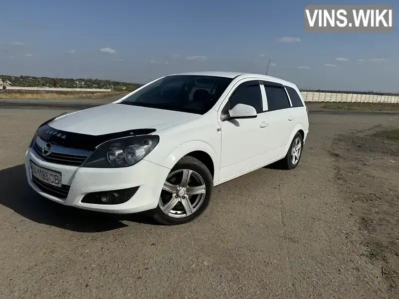 W0L0AHL35D2093461 Opel Astra 2013 Универсал 1.6 л. Фото 2