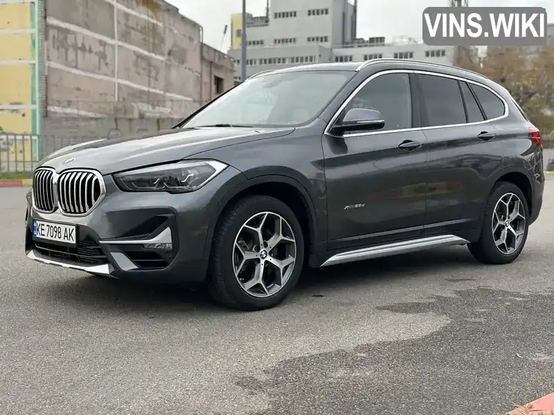 WBXHT3C30J5K23244 BMW X1 2017 Внедорожник / Кроссовер 2 л. Фото 2