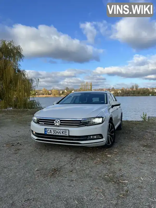 Універсал Volkswagen Passat 2015 1.97 л. Робот обл. Закарпатська, Ужгород - Фото 1/21