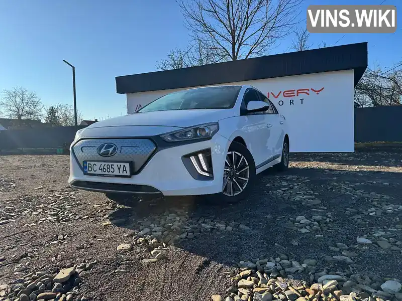 Ліфтбек Hyundai Ioniq 2021 null_content л. Автомат обл. Львівська, Самбір - Фото 1/21