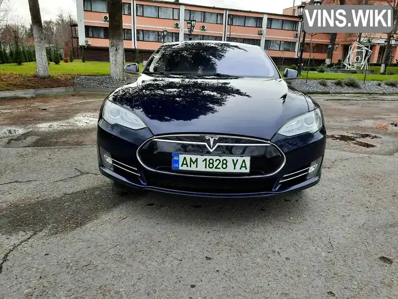 Лифтбек Tesla Model S 2013 null_content л. Автомат обл. Житомирская, Звягель - Фото 1/20