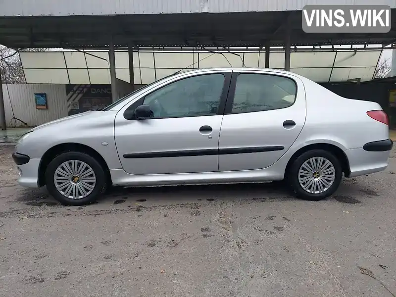 VF32BKFWA72781547 Peugeot 206 2007 Седан 1.36 л. Фото 4