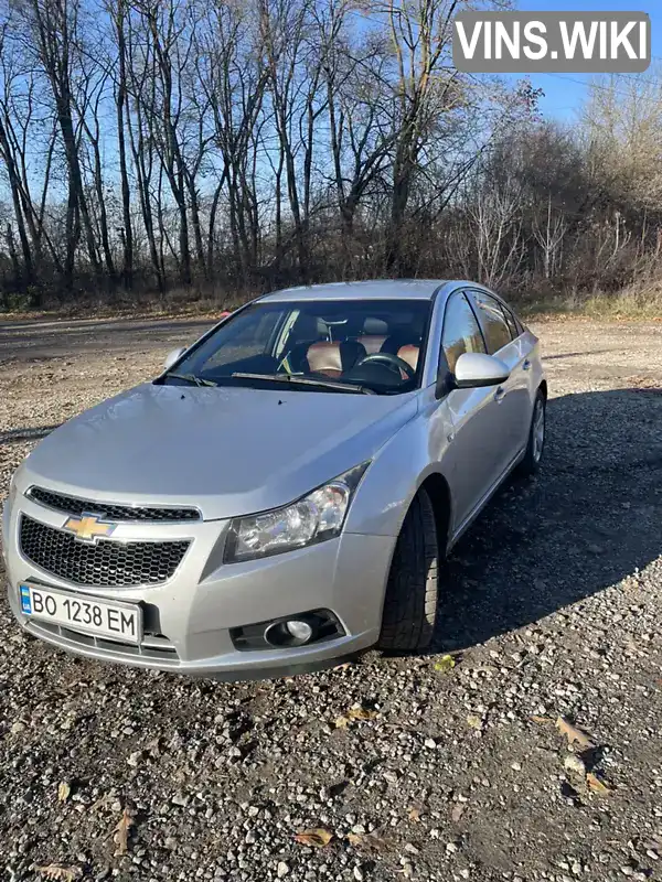 Седан Chevrolet Cruze 2011 1.8 л. Автомат обл. Тернопільська, Збараж - Фото 1/18