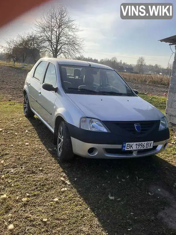 Седан Dacia Logan 2007 1.6 л. Ручна / Механіка обл. Рівненська, Рокитне - Фото 1/13