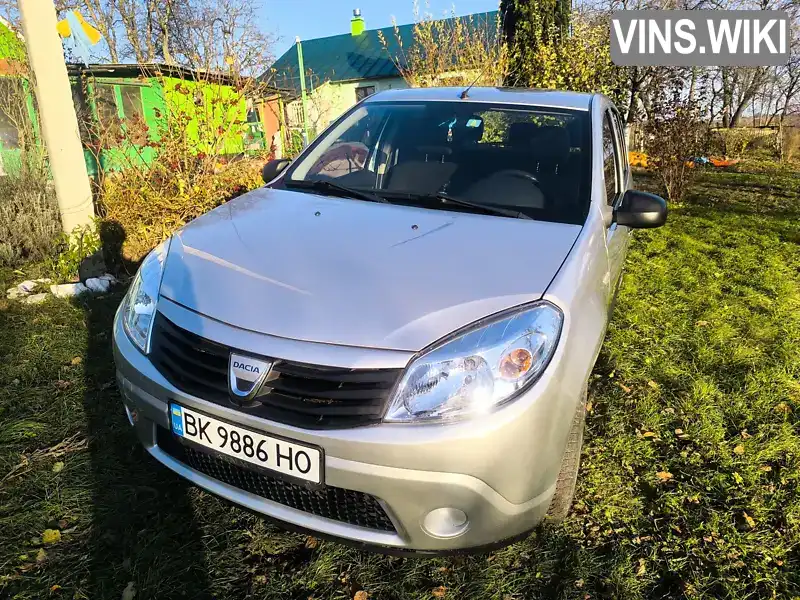 Хетчбек Dacia Sandero 2010 1.15 л. Ручна / Механіка обл. Рівненська, Рівне - Фото 1/10