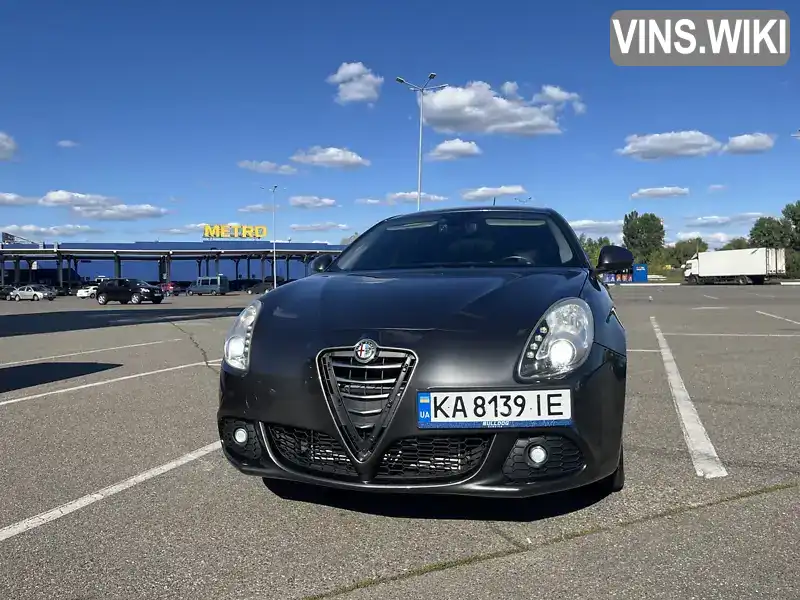 Хетчбек Alfa Romeo Giulietta 2012 1.6 л. Ручна / Механіка обл. Київська, Київ - Фото 1/21