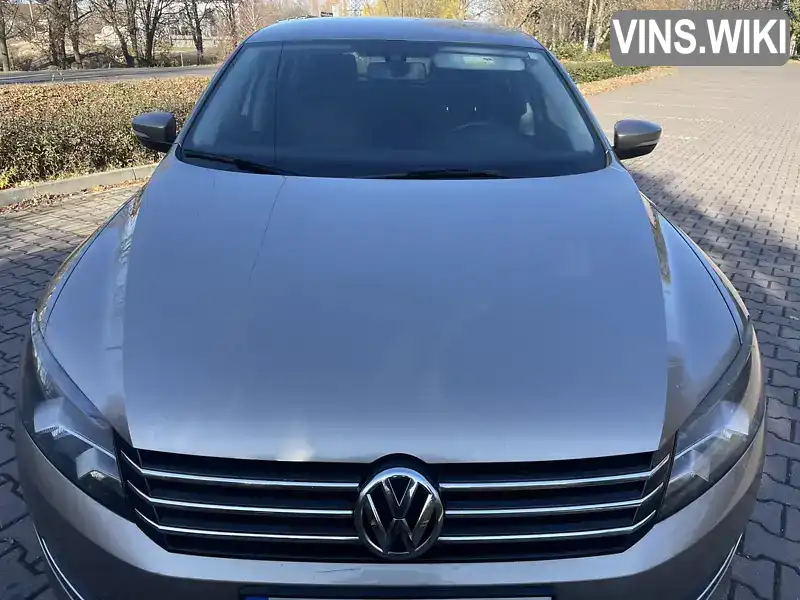 Седан Volkswagen Passat 2014 1.8 л. Автомат обл. Полтавська, Миргород - Фото 1/21