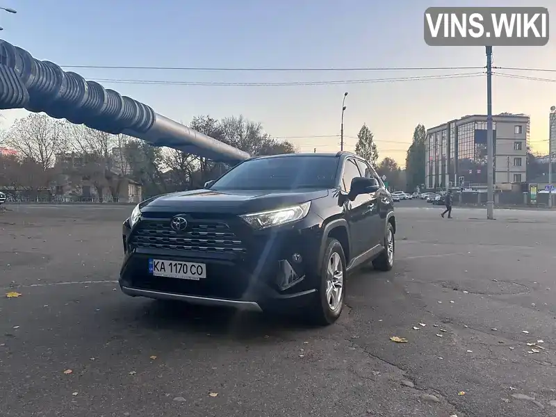 Позашляховик / Кросовер Toyota RAV4 2020 1.99 л. Автомат обл. Київська, Київ - Фото 1/15