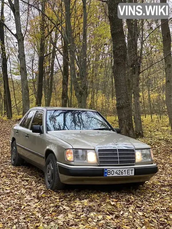 Седан Mercedes-Benz E-Class 1988 2.5 л. Ручна / Механіка обл. Хмельницька, Волочиськ - Фото 1/21