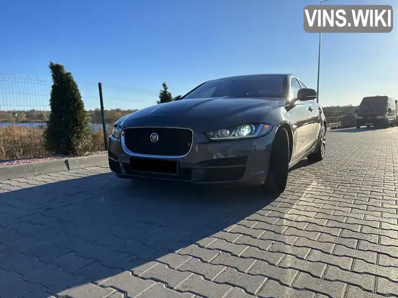 Седан Jaguar XE 2017 2 л. Автомат обл. Вінницька, Вінниця - Фото 1/21