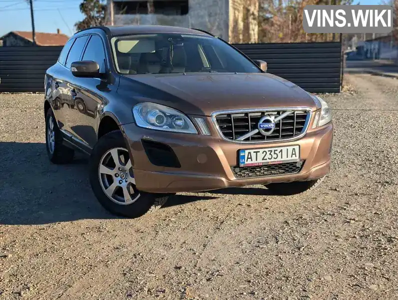 Позашляховик / Кросовер Volvo XC60 2011 1.98 л. Ручна / Механіка обл. Чернівецька, Чернівці - Фото 1/16