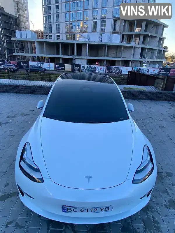 5YJ3E1EB7JF085260 Tesla Model 3 2018 Седан  Фото 1