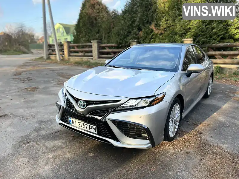 Седан Toyota Camry 2017 2.49 л. Автомат обл. Київська, Васильків - Фото 1/21