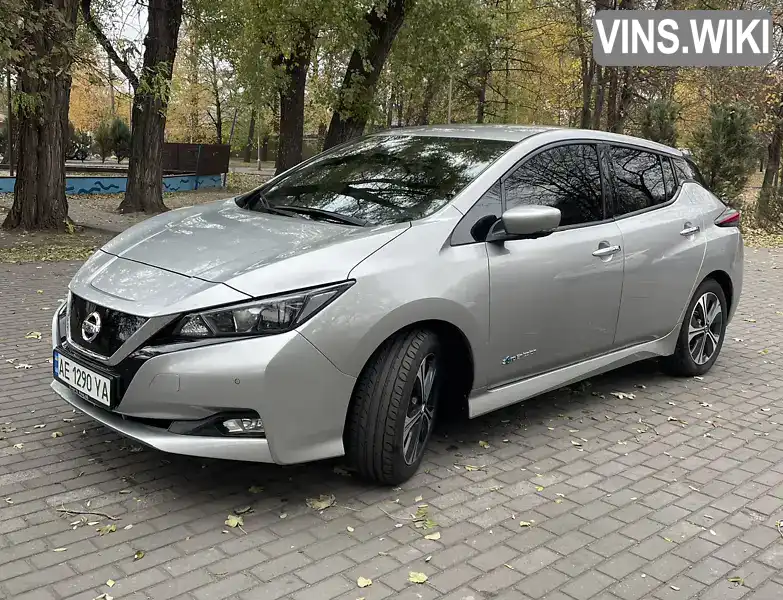 Хэтчбек Nissan Leaf 2018 null_content л. обл. Днепропетровская, Днепр (Днепропетровск) - Фото 1/11